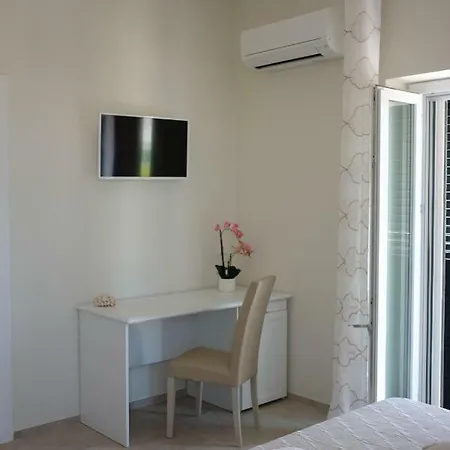فندق مبيت وإفطار I Cavalieri فيستَ